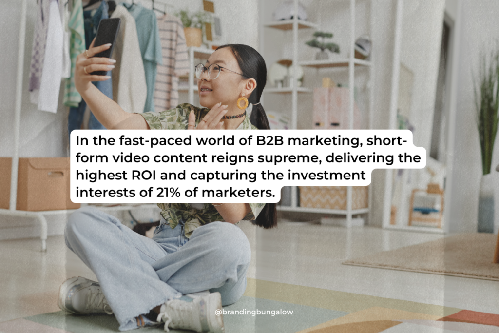 An influencer creates a video for B2B marketing content.